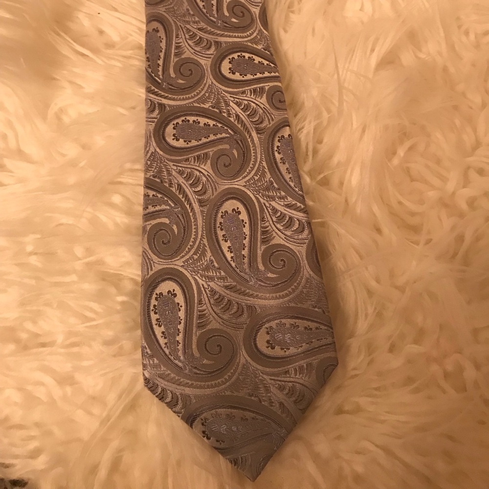 Geoffrey Beene Tie